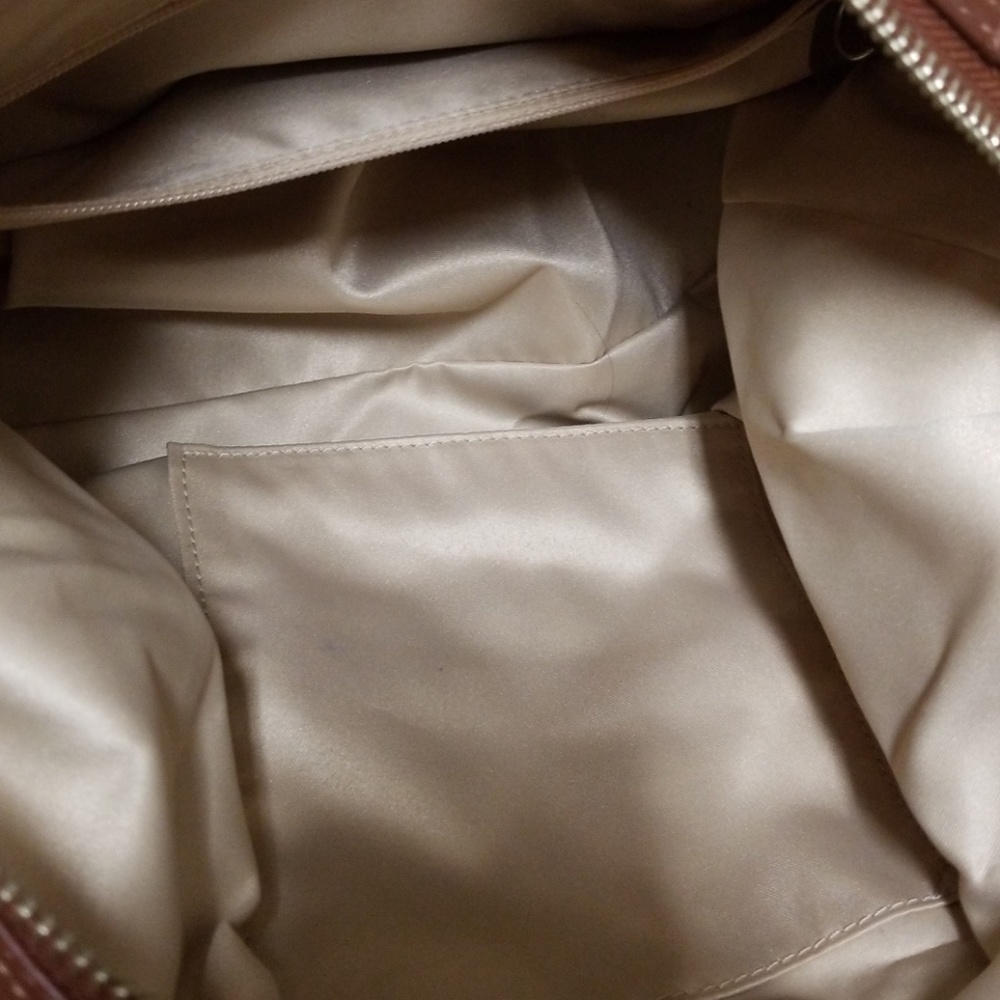 Must go! Authentic Coach purse - Picture 4 of 6